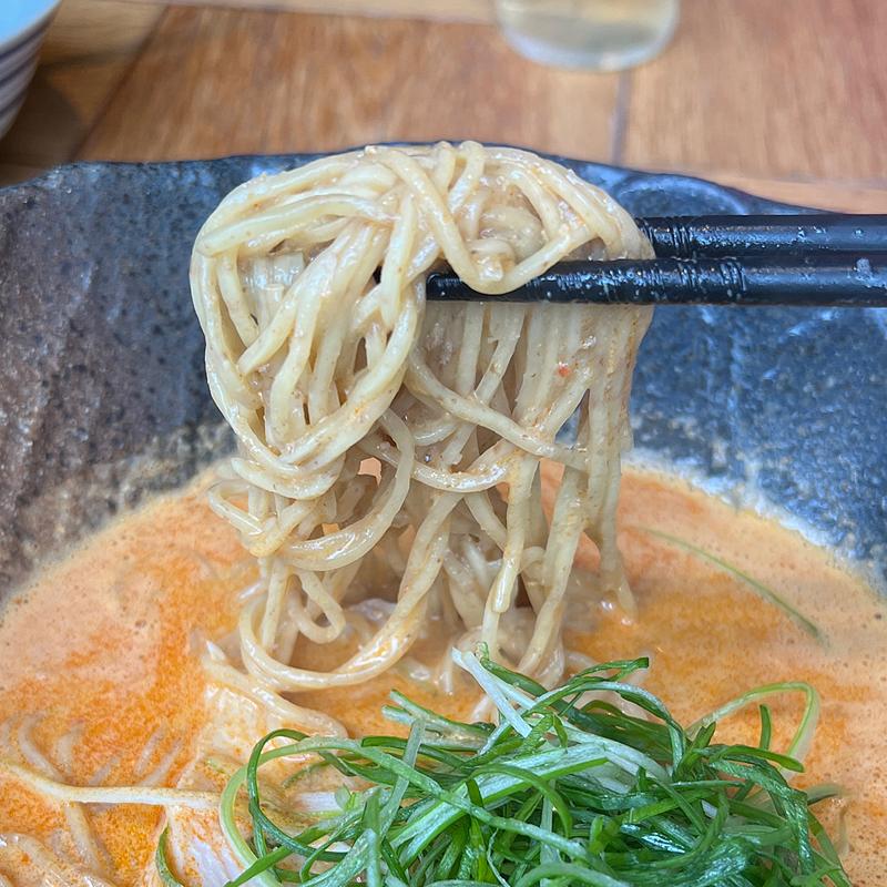 坦TAN鶏そば(鶏そば専門 とまらないラーメン愛 GET54 天神店 )