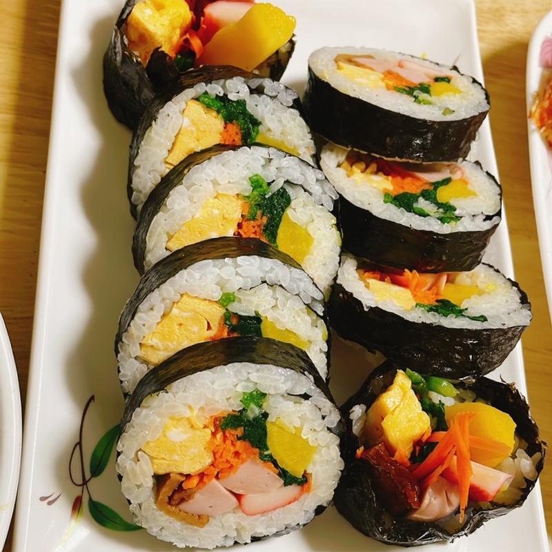 キンパ(韓国料理 釜山)