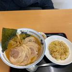 チャーシュー麺、半チャーハン(レストラン 勝ち処)
