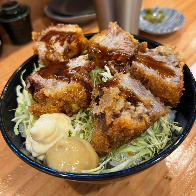 インドマグロのカツ丼(淳ちゃん寿司)