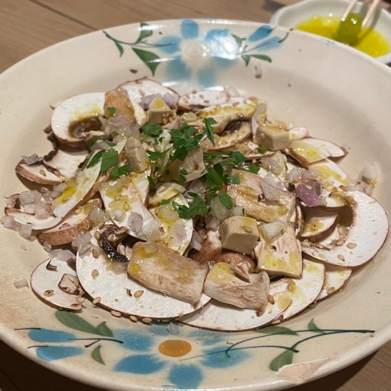 長谷川農園のマッシュルームサラダ(炭焼居酒場 IGORCOSY 渋谷本店)