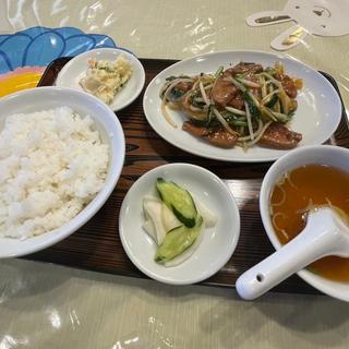 レバニラ定食(若松飯店)
