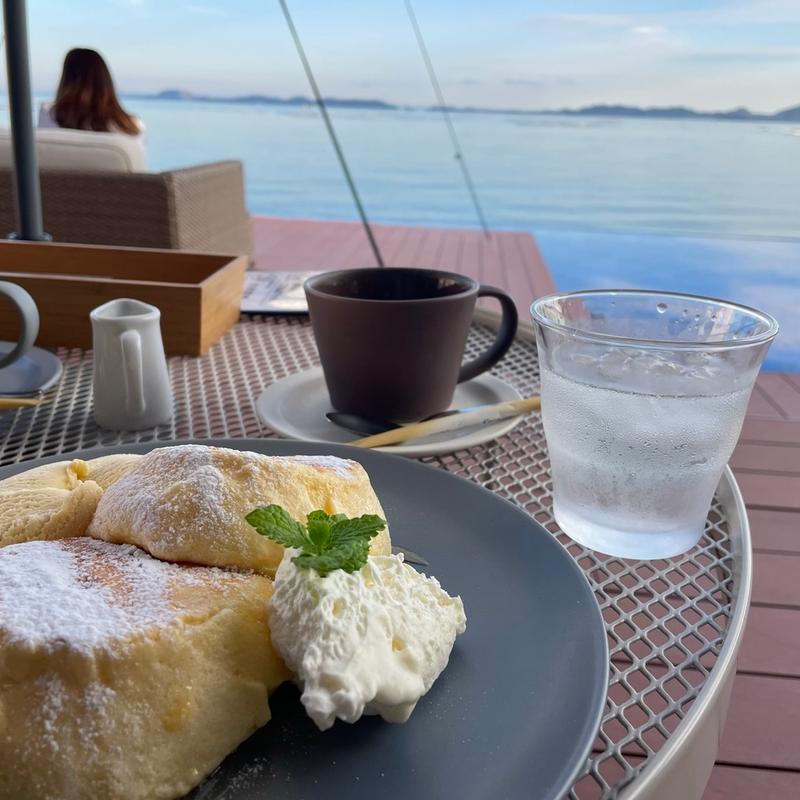 パンケーキ（ハニー）(壱枚乃絵 海辺のテラスカフェ)