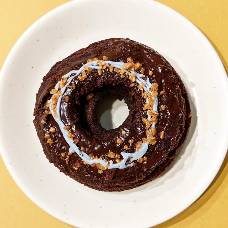 Wチョコドーナッツ（クリスピーナッツ）(E PRONTO エミオ石神井公園店)