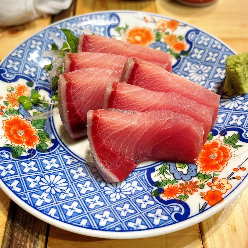 天然ブリ刺身(大衆酒場 チャン栓チャン)