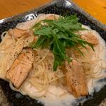 炙りサーモンと明太クリームスパゲッティ(居酒屋 一 （ichi）)