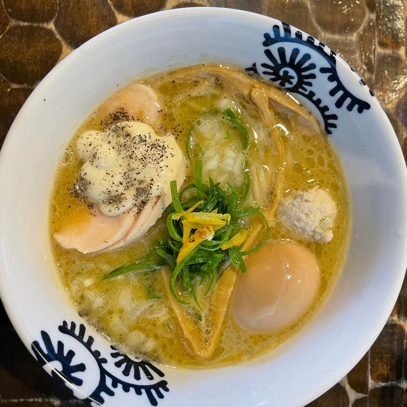 (特級鶏蕎麦 龍介 )