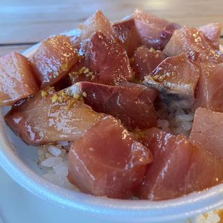 こぼれ鰤丼(魚のレストラン 番屋亭)