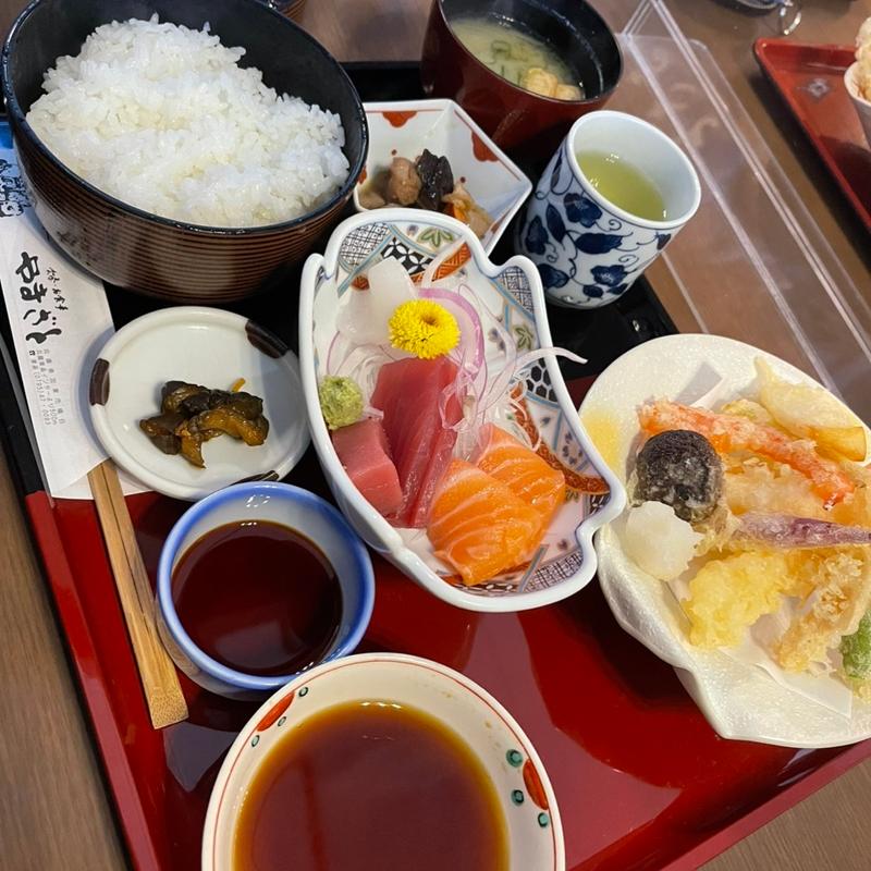 和風定食(やまざと)