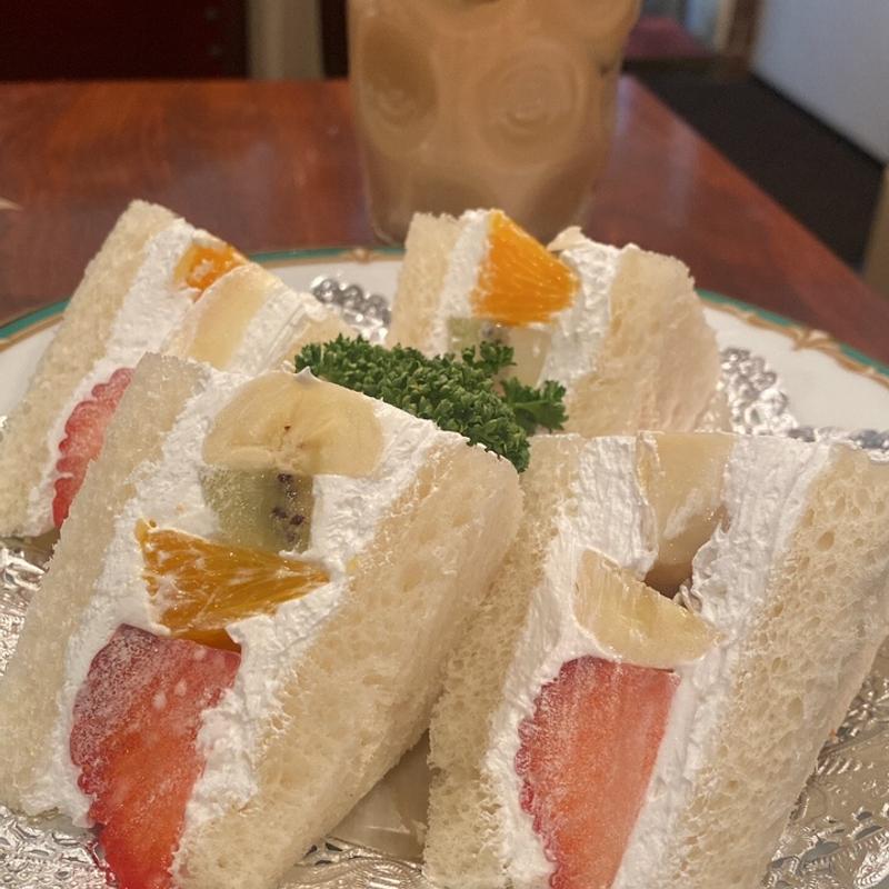 季節のフルーツサンドセット(二番館Ⅱ)