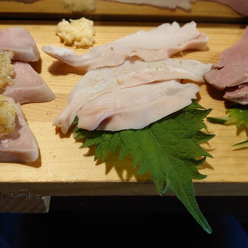 新鮮内蔵盛り刺3種(大衆ホルモン肉力屋 大井町西口裏はなれ)