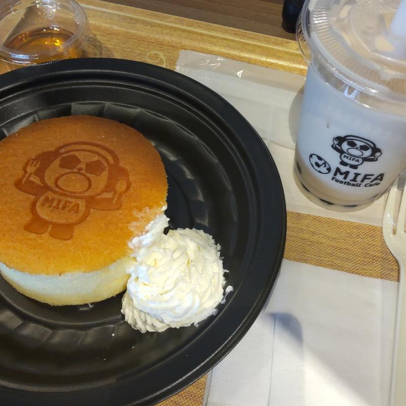 パンケーキ, タピオカミルクティー(ミーファ フットボール カフェ （MIFA Football Cafe）)