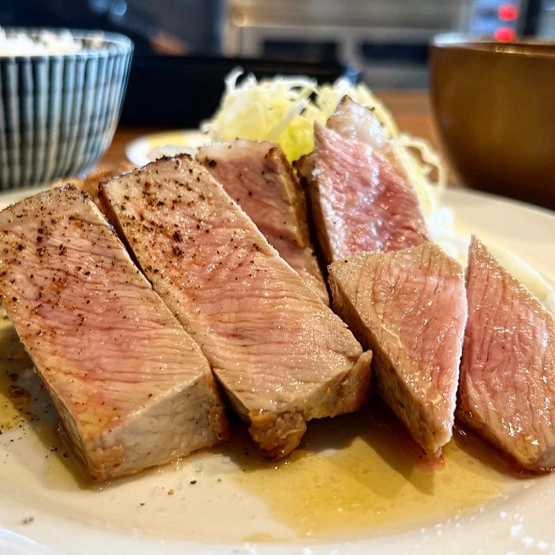 どろぶたロースステーキ(キッチンごりら)