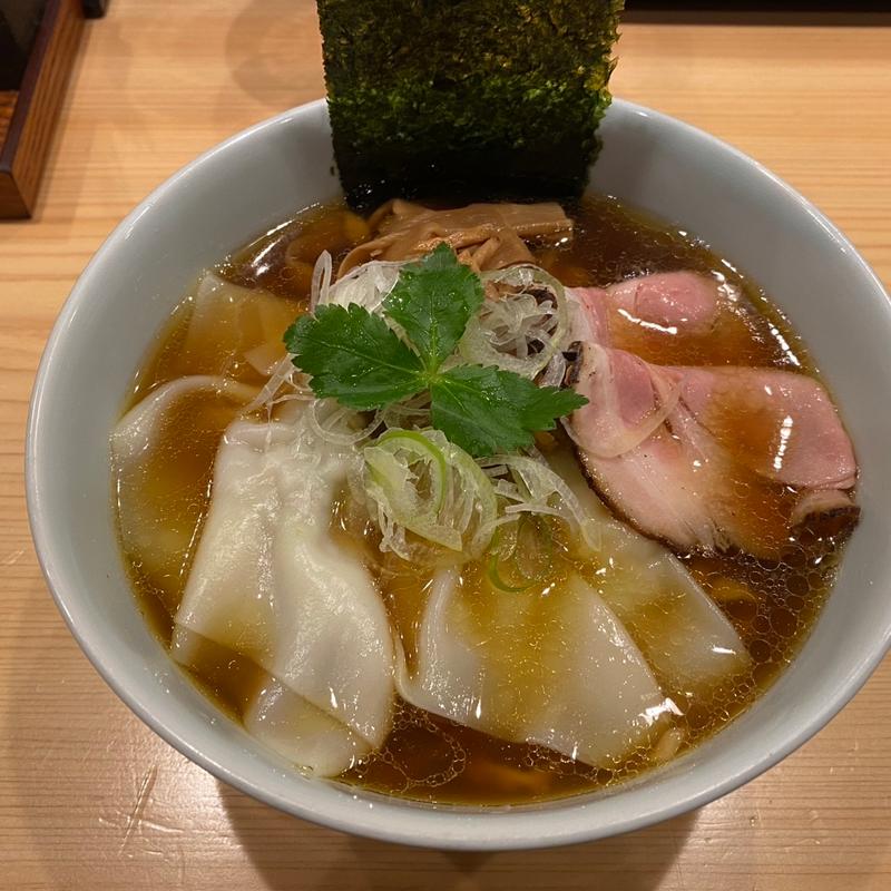 中華そば+ワンタン(自家製麺ロビンソン)