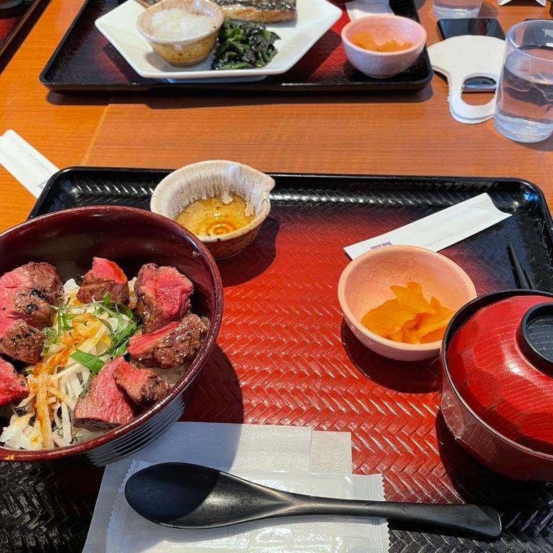 シャキシャキ玉ねぎのステーキ丼(大戸屋 富山婦中店 )