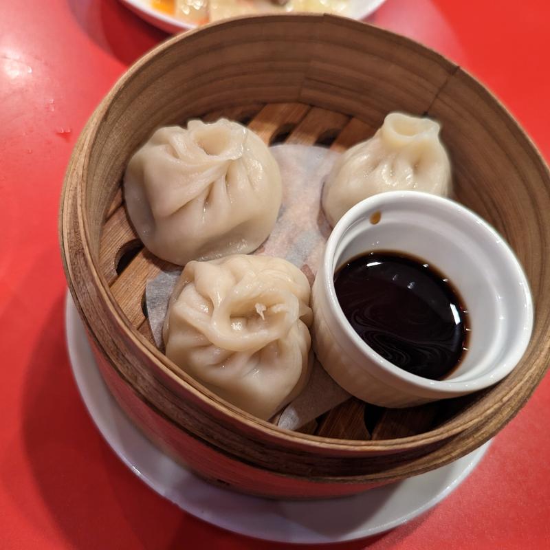 小籠包(香港厨房 横浜きた西口店)
