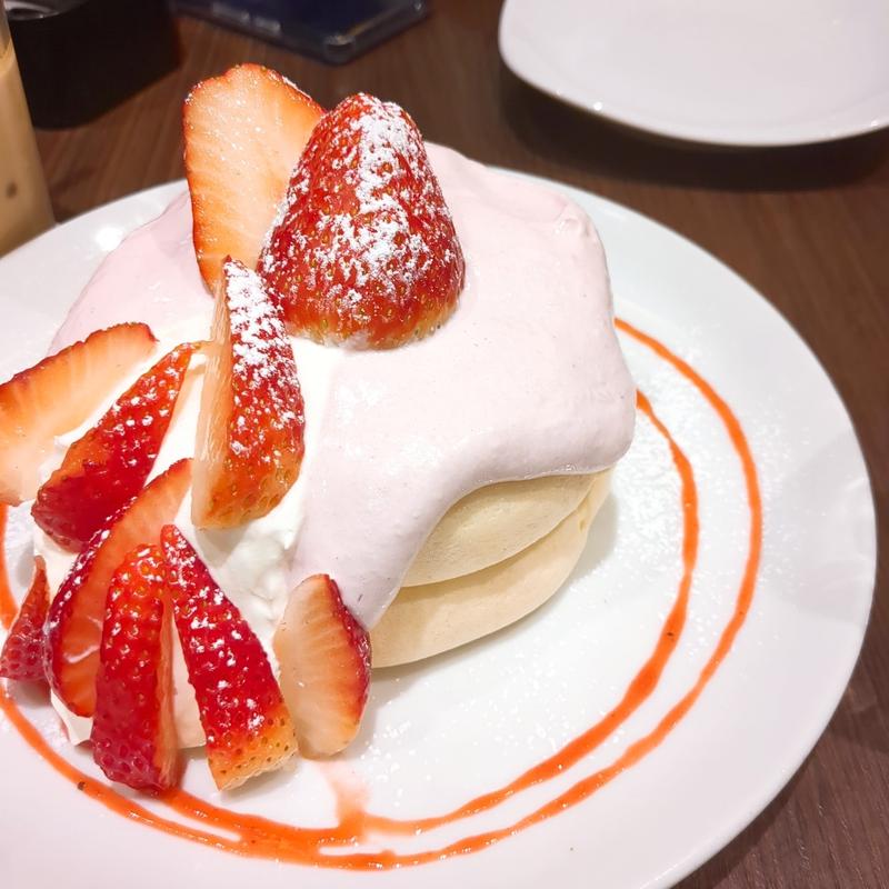 スカイベリーパンケーキ(高倉町珈琲 若葉台店)