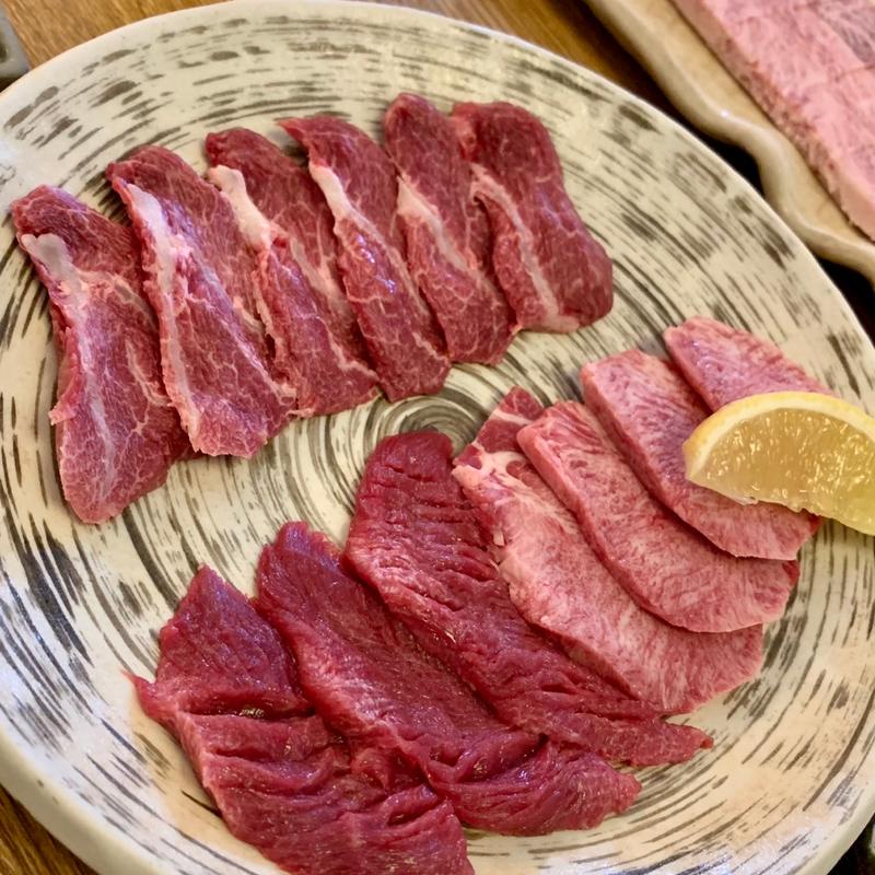 和牛特上タン、和牛ほっぺ、上ハラミ(牛若丸)