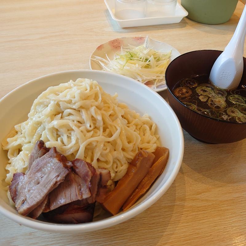 つけ麺＋大盛＋白ネギ(らーめん 香文)