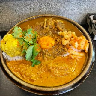 チキン＆キーマ＆ポークビンダルー(スパイスポスト （SPICE POST）)