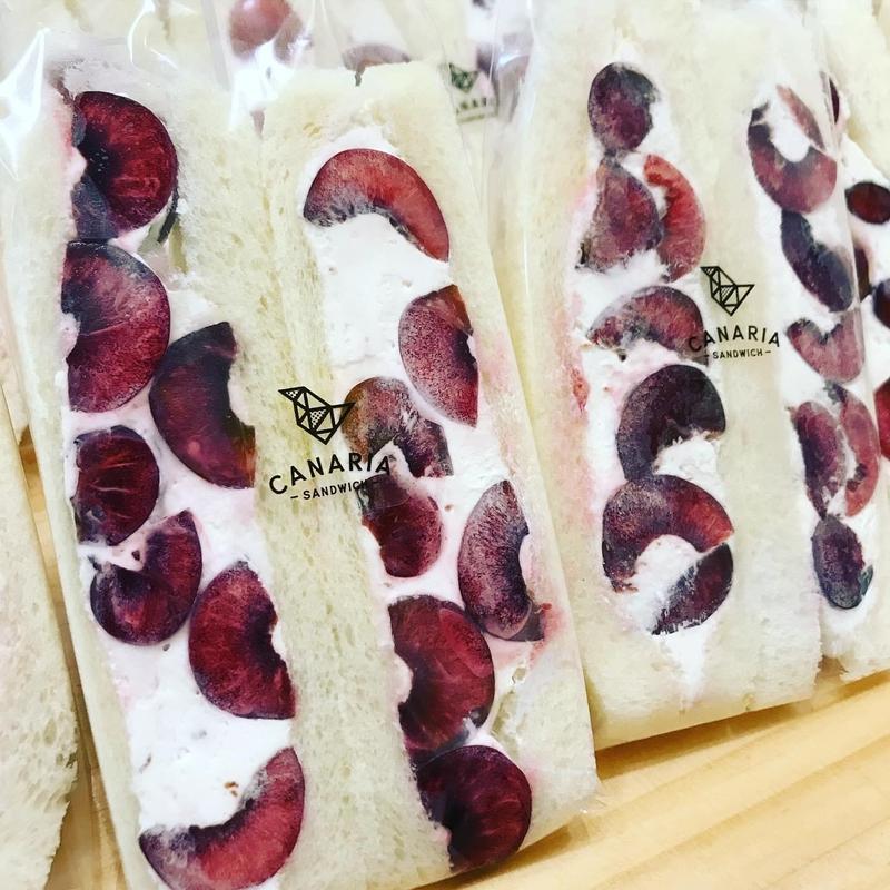 アメリカンチェリーのフルーツサンド(カナリアサンドイッチ亀戸店)