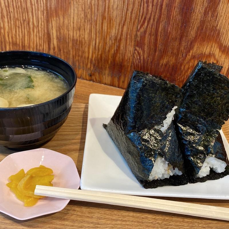 とんがらし昆布おにぎり　味噌汁(にぎり米 新潟駅前店)