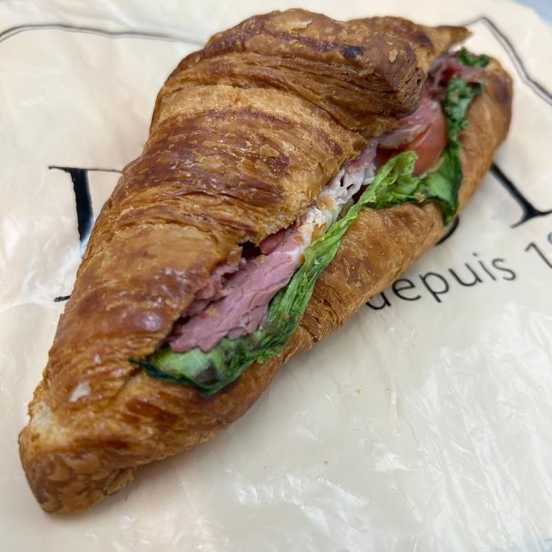 クロワッサン・パストラミ(Paul Bassett 新宿)