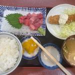 本マグロ中とろぶつ定食(大田市場三洋食堂)