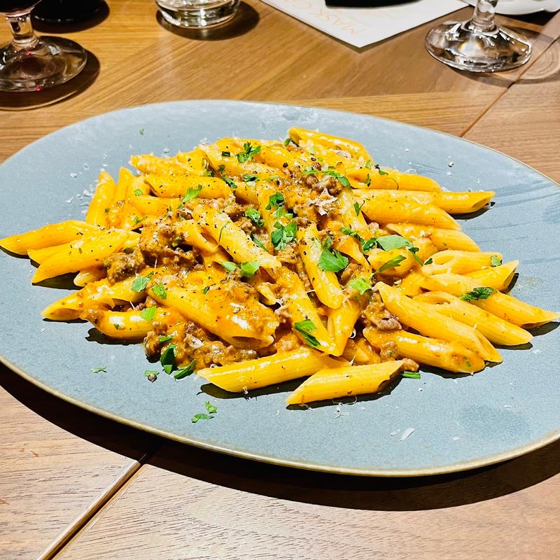 信州牛のペンネボロネーゼ(KAGARIBI)
