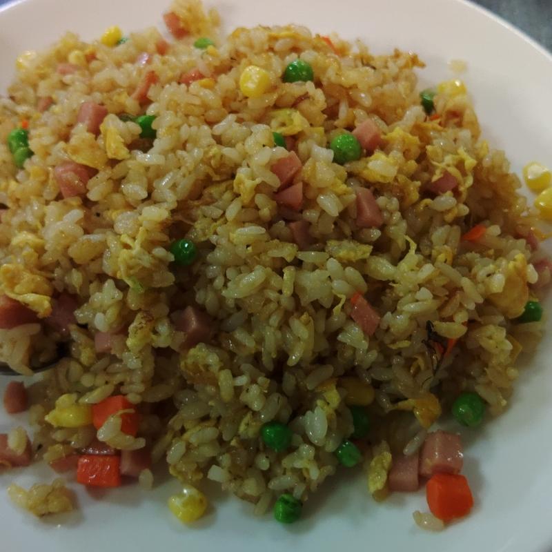 五目チャーハン(聚楽 亀有店)