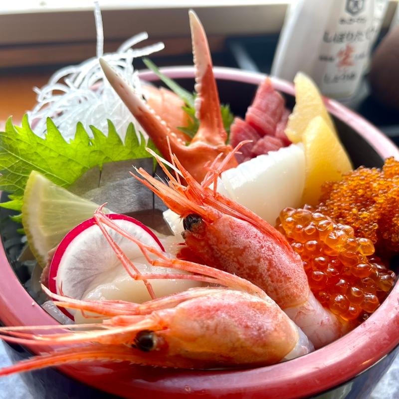 うろこ市丼(海鮮炉端 うろこ亭)