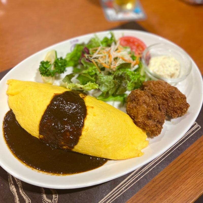 オムライス＆カキフライ(たいめいけん 名古屋JRゲートタワー店)