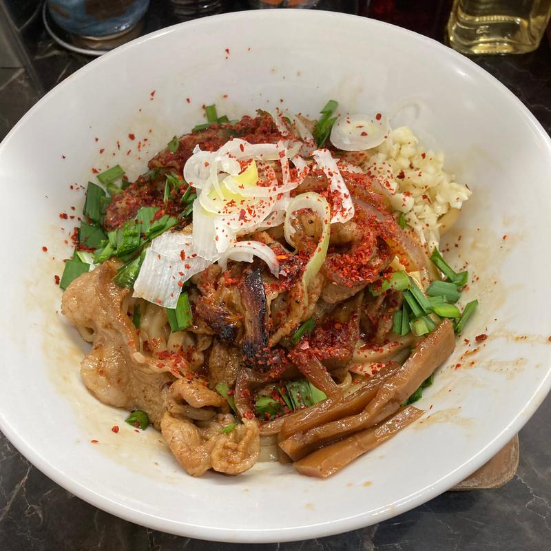 焼き豚骨豚バラまぜそば(群青 )