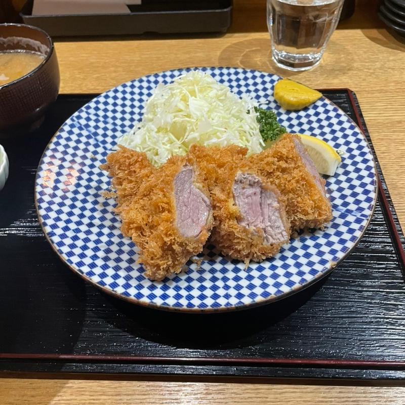 ヒレかつ定食(とんかつ 鉄 （とんかつ kurogane）)