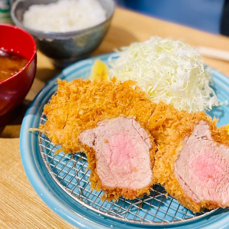 ロースカツと上ヒレカツ定食(米とひなた)