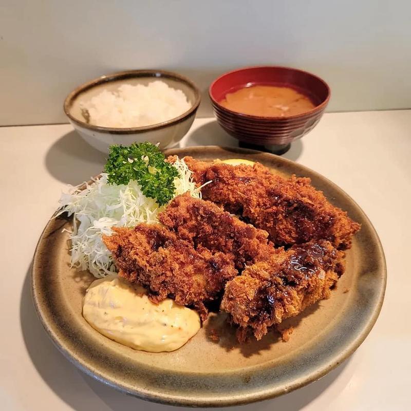 カキフライ定食(とんかつ 末吉)