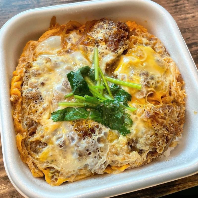 ヒレかつ重(とんかつ 末吉)