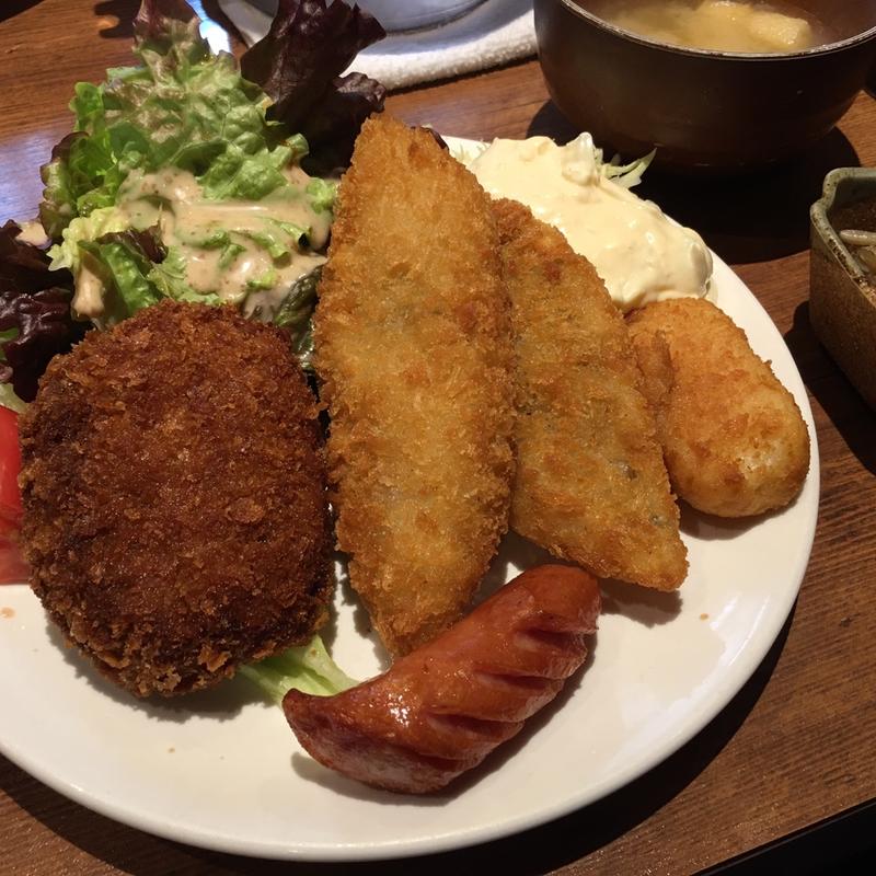 まんぷく定食(居酒屋正 西九条店)