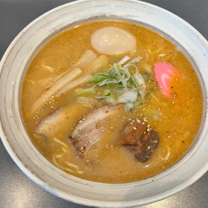 みそラーメン　味玉トッピング(らーめん 三日月)