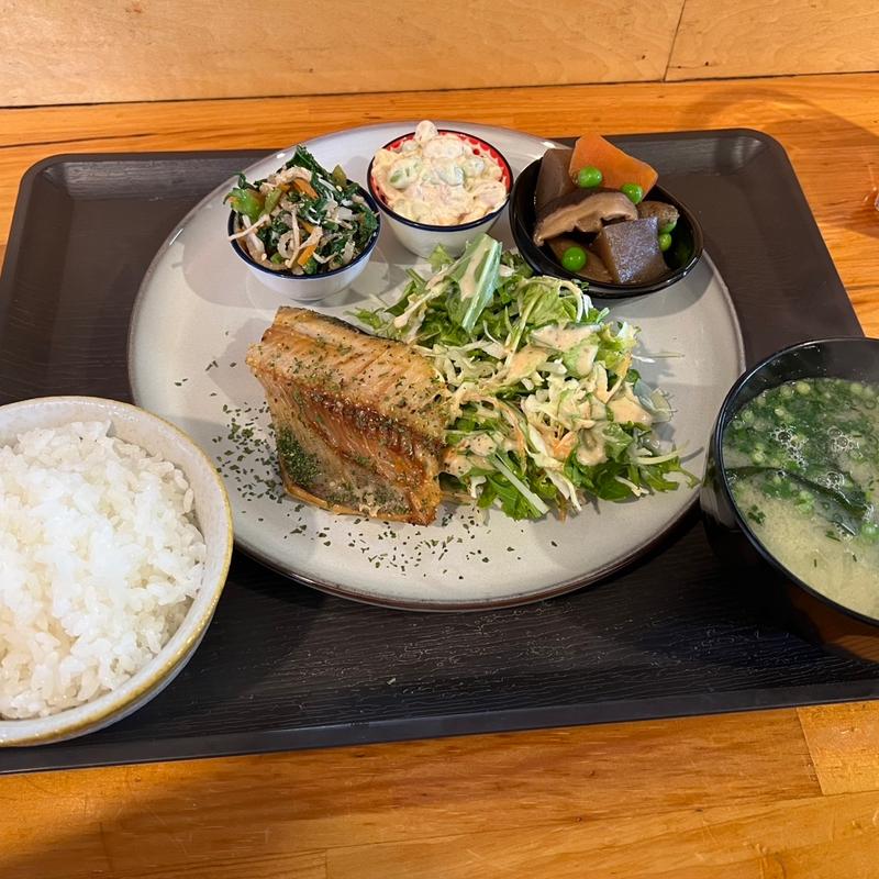 日替わりランチ(たべるや)