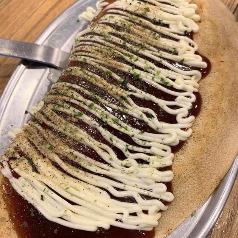 横浜モダン焼き(餃子ノ酒場 太陽 ホエール 横浜駅前店)