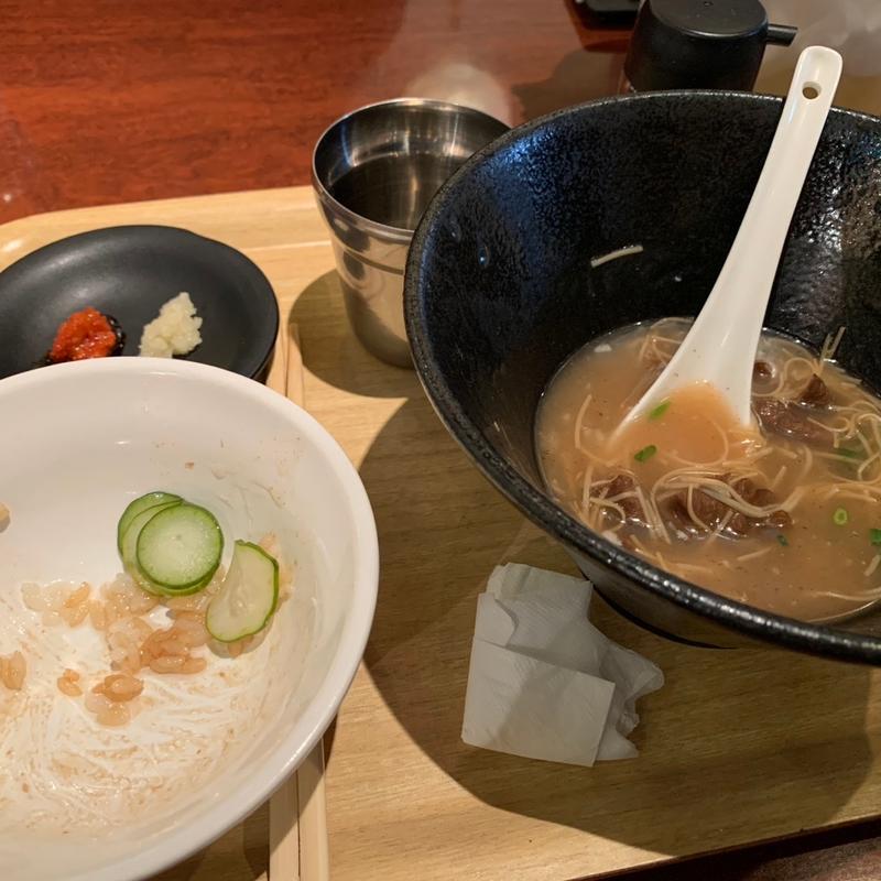 麺線&鶏肉飯セット(本格的な台湾夜市料理 台南担仔麺 （タイナンターミー）)