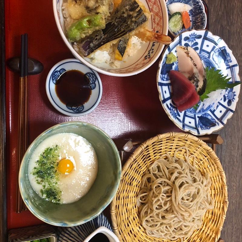 こちそう自然薯せいろ蕎麦(湯だまり蕎麦 庵)