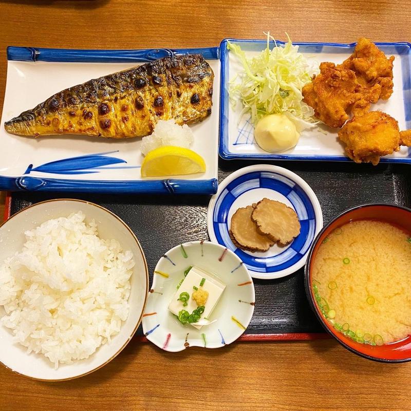鯖と唐揚げ定食(徳田酒店 有楽町店)