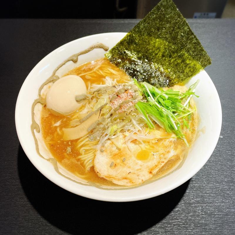 濃厚蟹白湯らあめん(蟹らあめん 一本道)