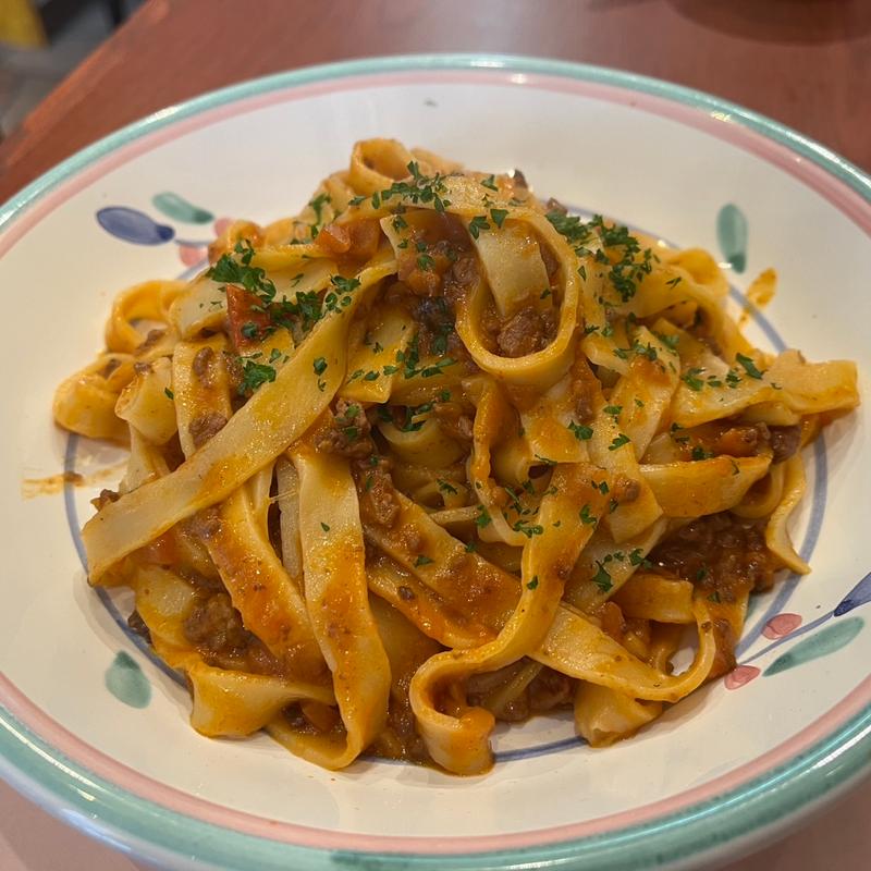 ボロゼーネソースの生フェットチーネ(タベルナ・パパ )