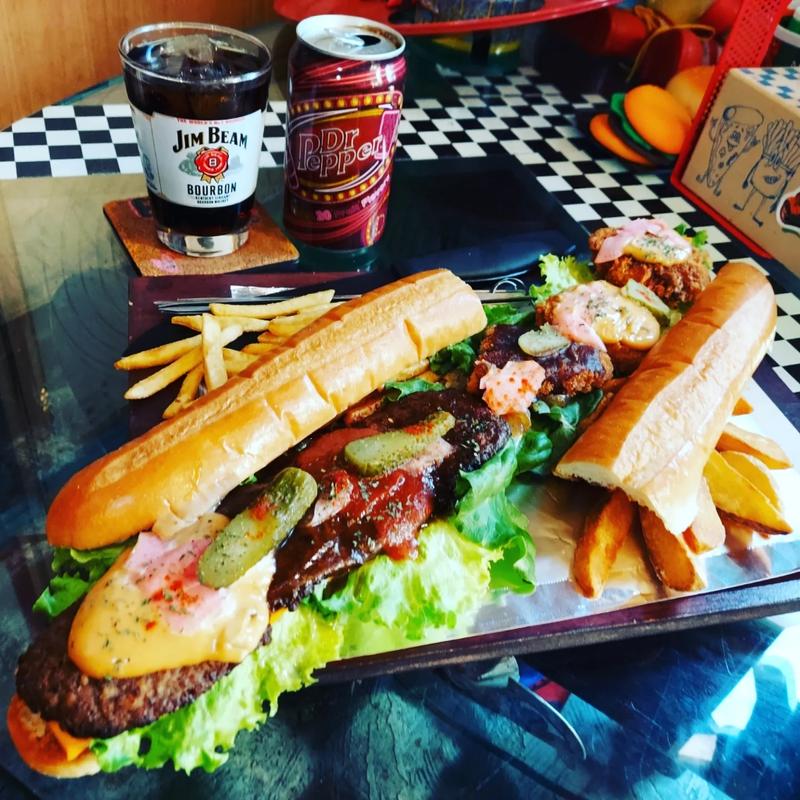 千歳飴バーガー(PEDRO'S BURGER)