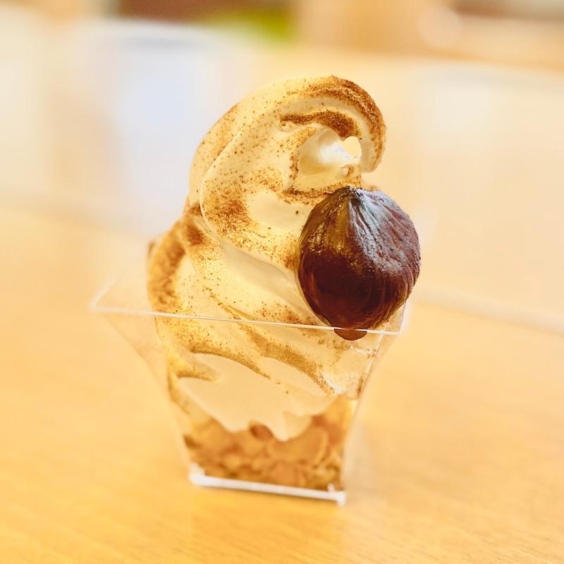 ほうじ茶薫る渋川栗ソフト(小布施パーキングエリア（下り） スナックコーナー )