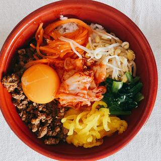 溶岩焼きビビンパ(小川町１８−２８)