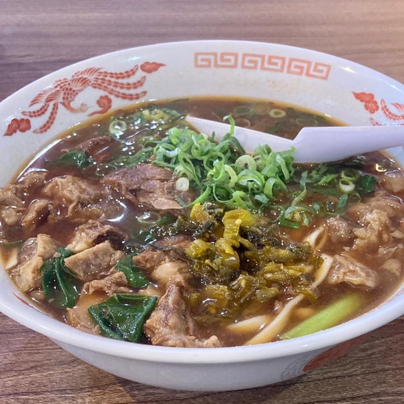 牛肉麺(台湾 同客餃子館 （タイワントンクーギョウザカン）)